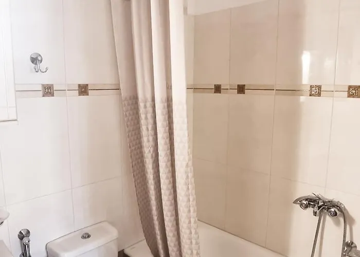 Naxos Midtown Naxos City