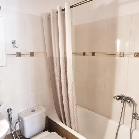 Naxos Midtown Naxos City